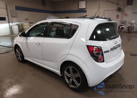 2013 Chevrolet Sonic Rs Manual из США, поврежденный, VIN 1G1JH6SB4D4245311